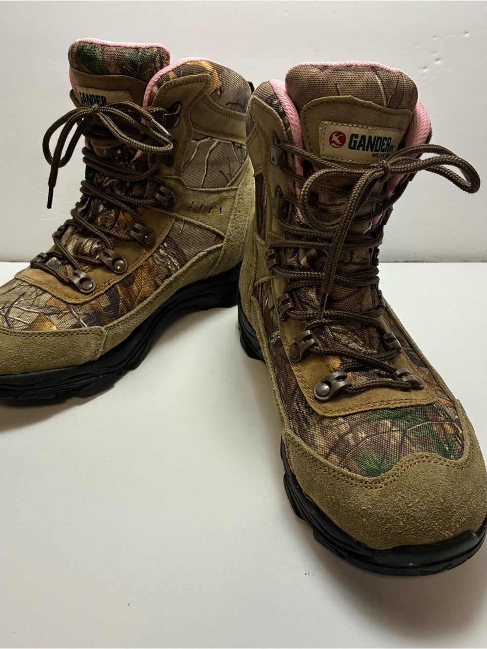 Gander Mountain Camo Winter Boots with Pink Trim Women’s 7.5 Waterproof